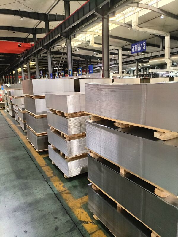 5.6/5.6 Tấm mạ thiếc điện phân Tấm cường lực T4 dùng cho dập nắp hộp công nghiệp Bao bì 0,22mm-0,35mm